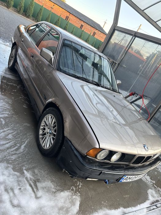 BMW е34 м20б20 в розборі та е39 м57б30 що цікавить звертайтесь