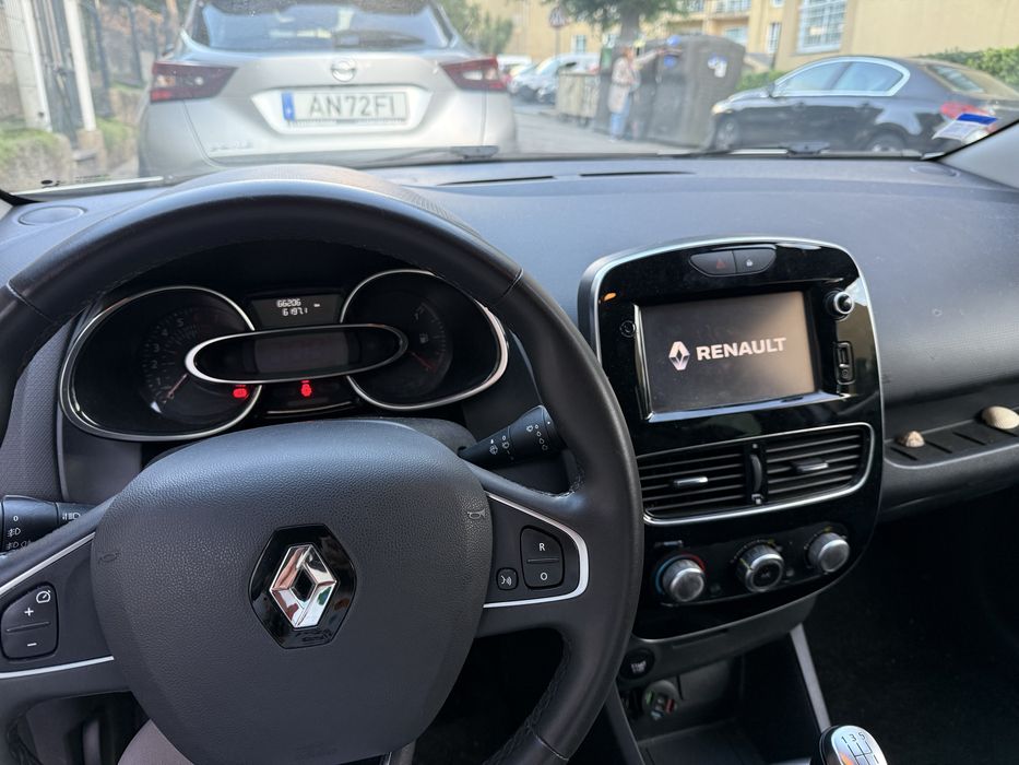 Renault Clio IV TCE Limited