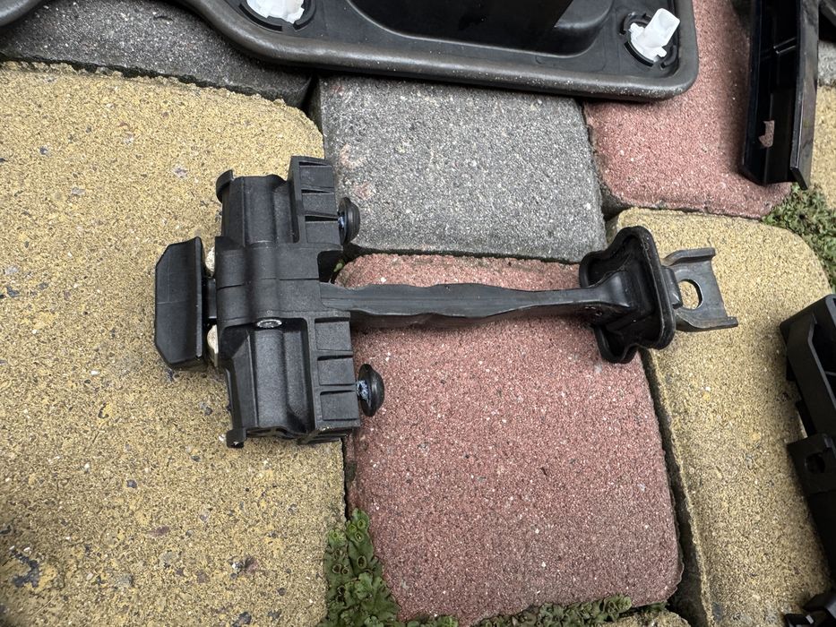 Карта id 3 ручка стіклопідйомник замок проводка огранічітєль дверка