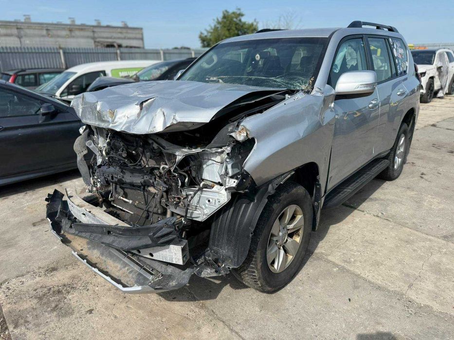 Toyota Land Cruiser 150 na częsci