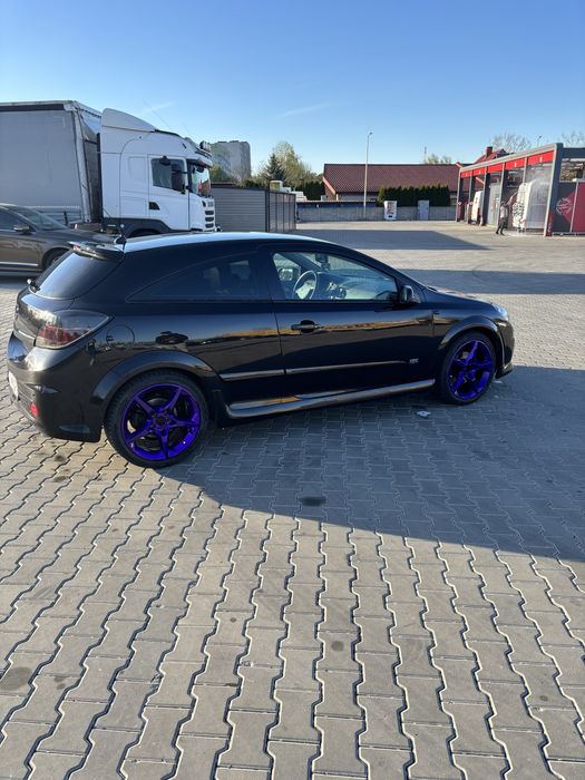 Opel astra H GTC 1.8 140km OPC Line