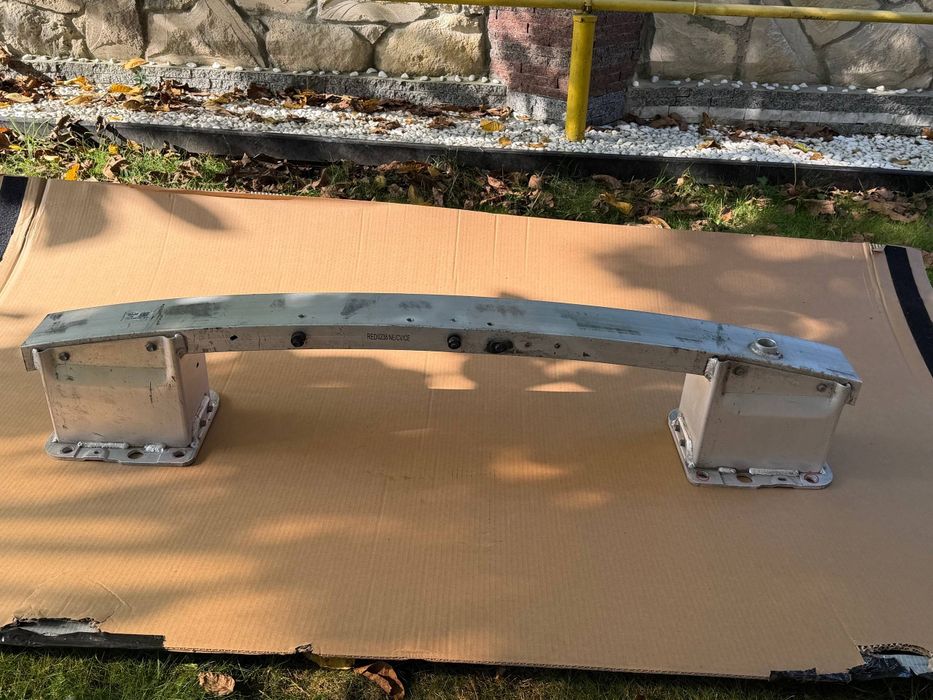 Підсилювач переднього бампера Hyundai Ioniq 5 (86530-GI000) оригинал