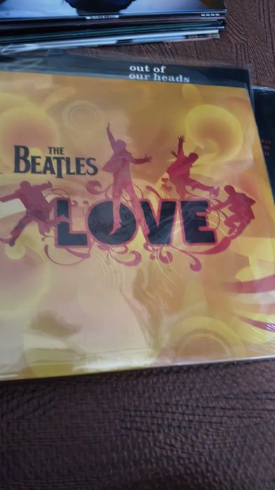 Rolling Stones
Beatles love 2lps
Roxy Music 
Selados