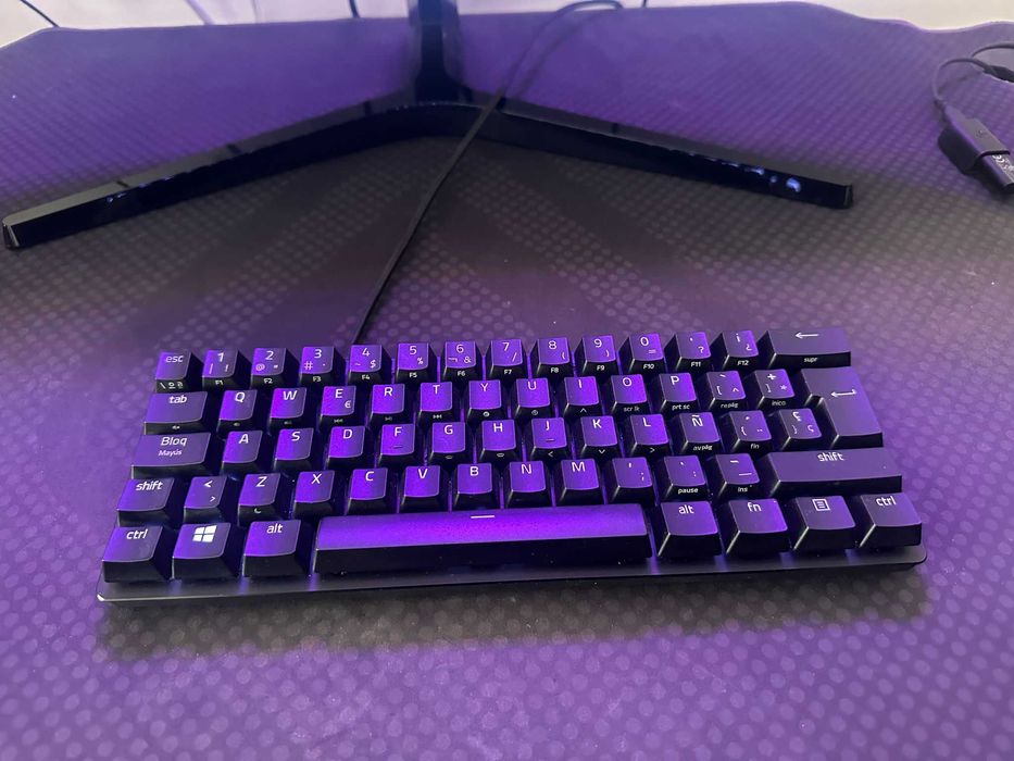 Teclado mecânico razer huntsman mini preto Layout espanhol
