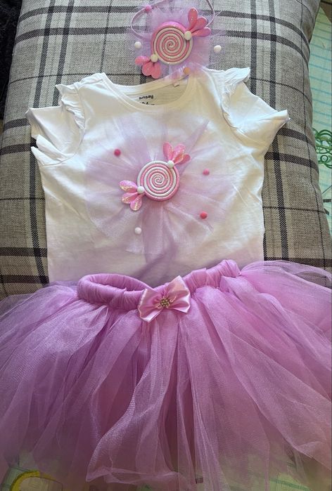 Продам костюм цукерочки