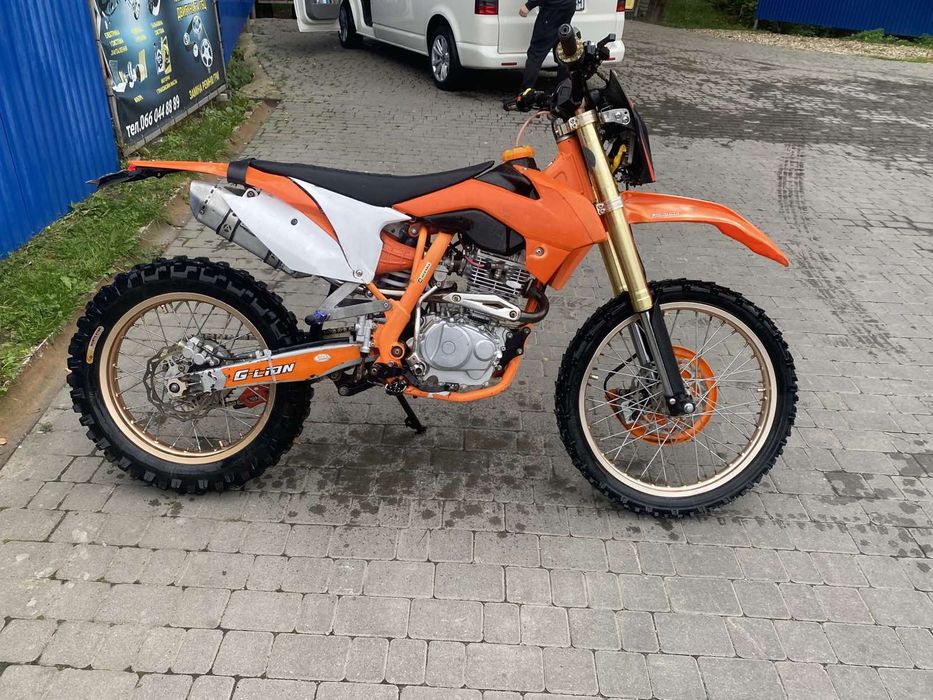 Мотоцик  кайо к 2 . 250 куб