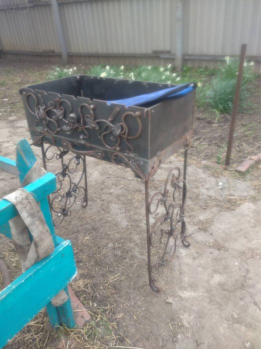 Продам мангал,складається