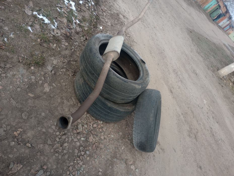 Резонатор Сітроен Берлінго 1.4і  2007р.