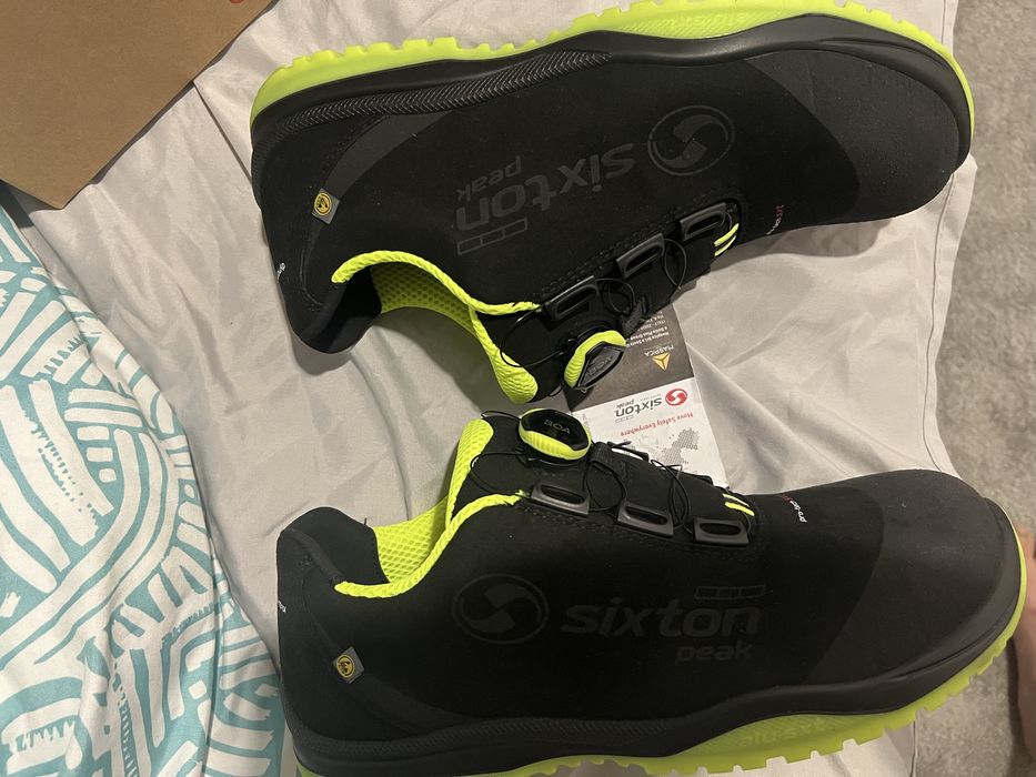 Продам кросівки нові робочі Sixton peak