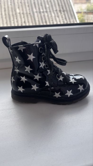 Черевики, ботинки, чобітки дитячі