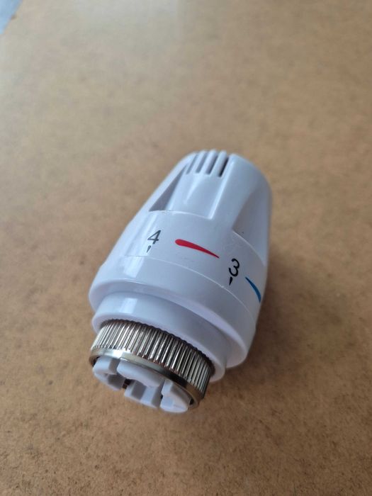 Pokrętło termostatyczne do grzejnika – NOWE