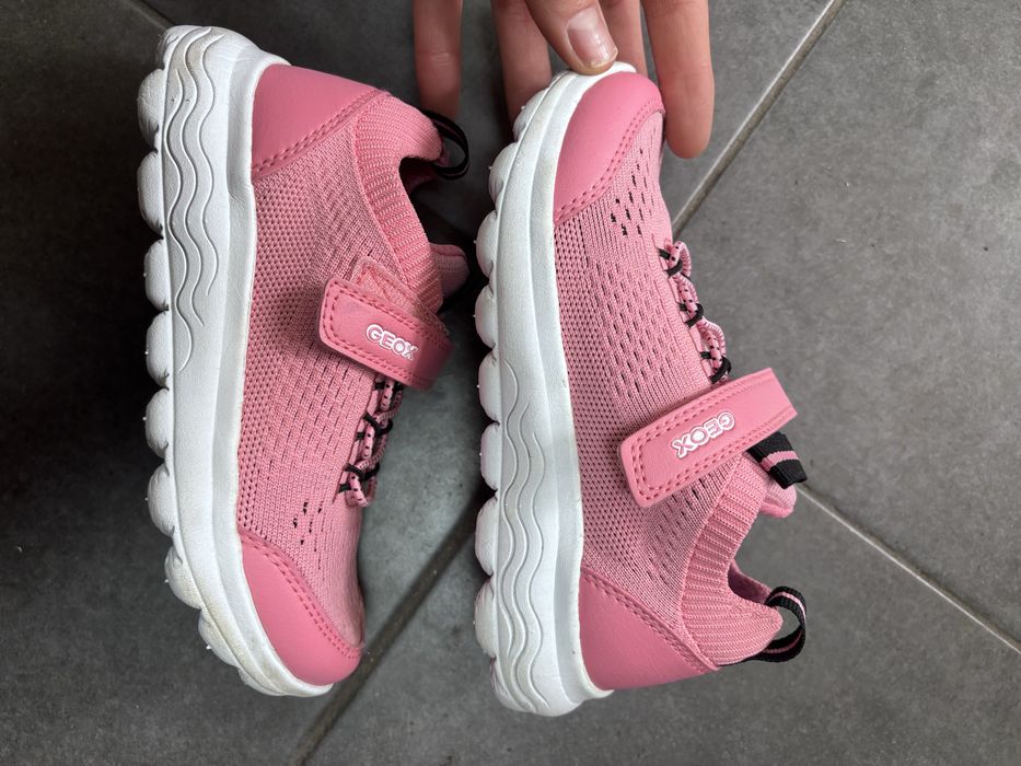 Літні кросівки Geox на дівчинку