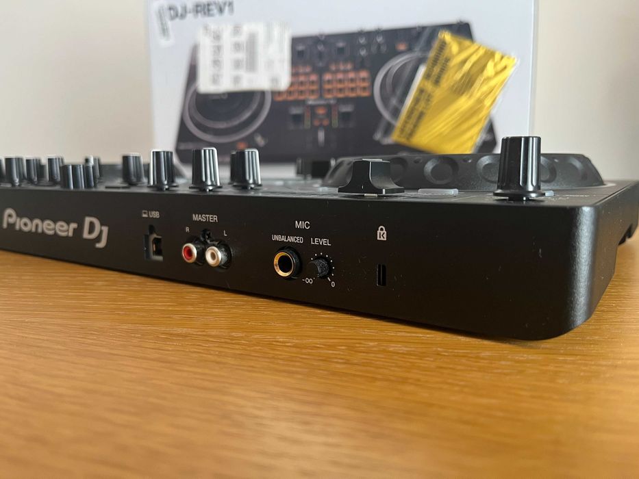 Mesa Controladora DJ DDJ-REV 1