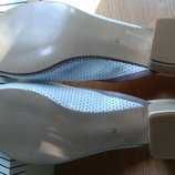 Пантолеты белые кожаные