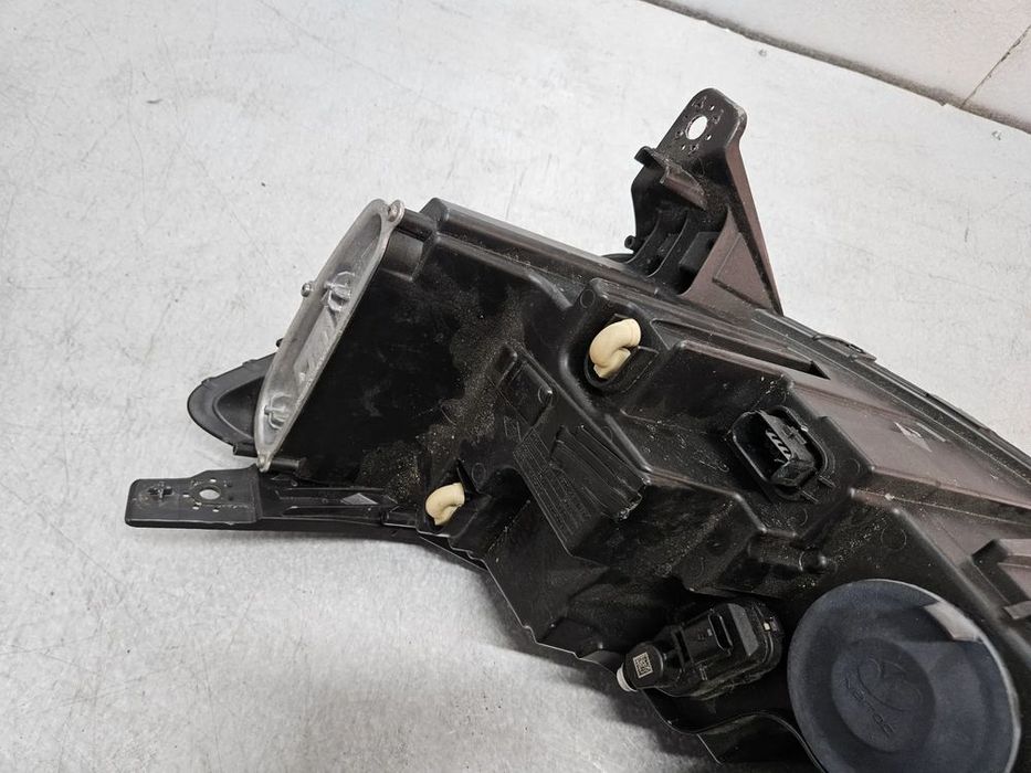 dacia sandero iii lampa przód