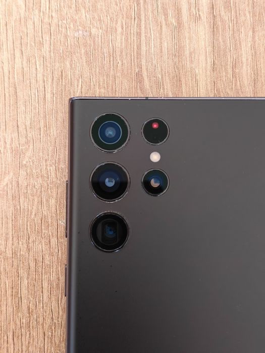 Samsung S22 Ultra 12/256gb