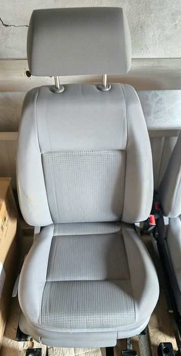 Сидіння vw caddy 3