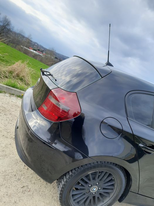 Bmw e87 120d.    .