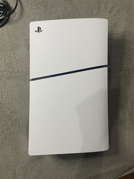 Playstation 5 Digital + 1 Comando + 333 Jogos