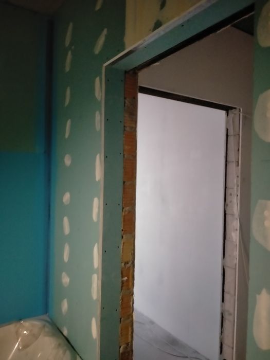 Строитель виполнит роботи