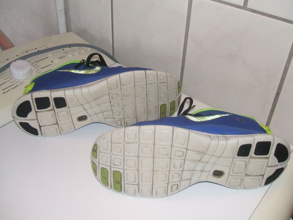 buty nike 42 . wkładka 27,5 cm , sportowe, wygodne meskie