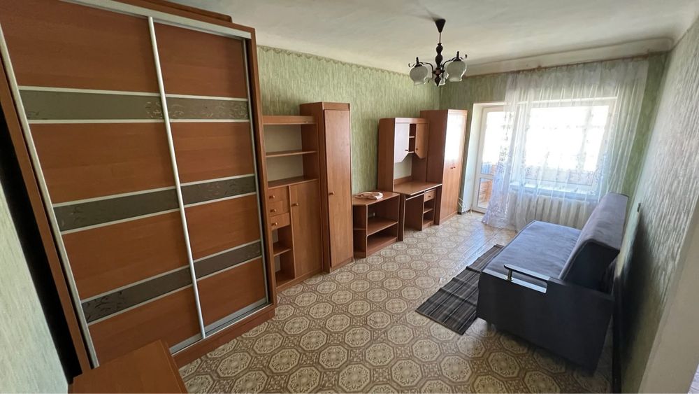 Продається однокімнатна квартира, м. Бар