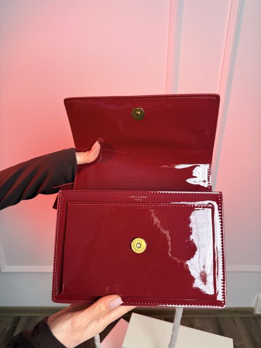 Сумка YSL Yves Saint Laurent Sunset Medium in Chain Bag in Burgundy