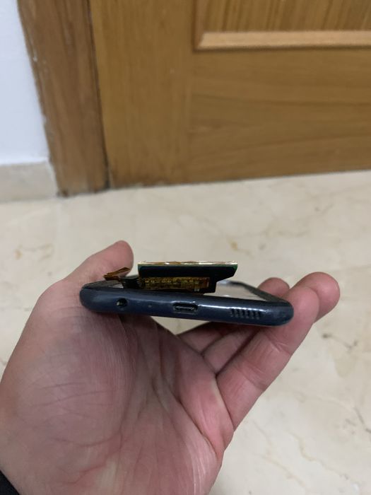 Samsung Galaxy A13 на запчастини