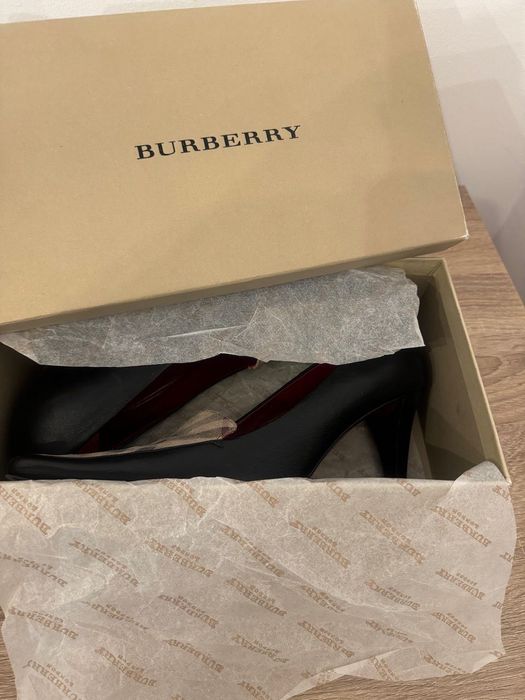 Czółenka szpilki Burberry