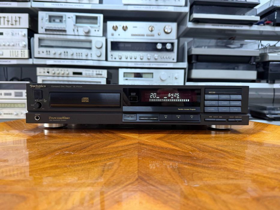 Odtwarzacz płyt CD Technics SL-P212A Audio