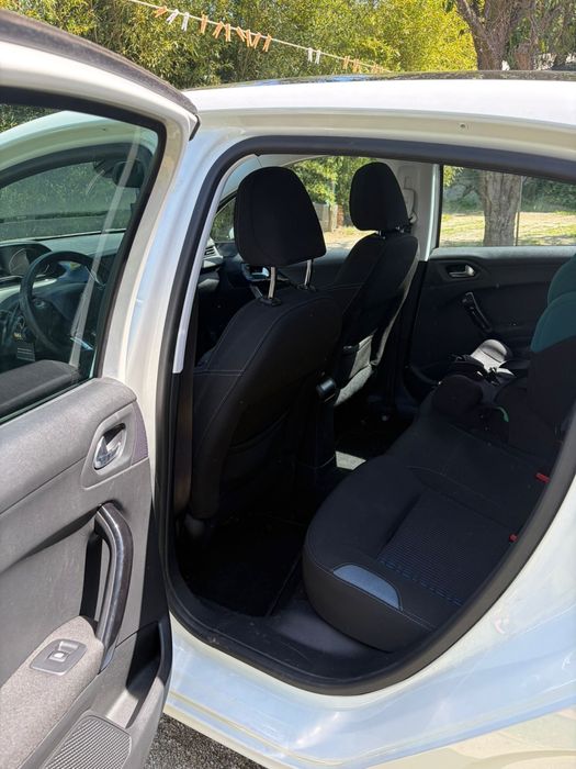 peugeot 208 11/12