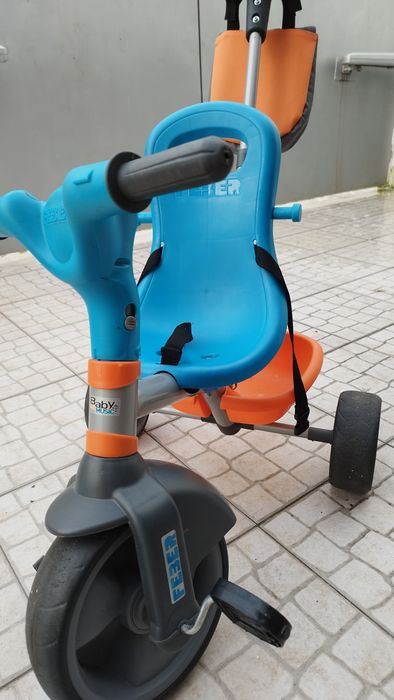 Triciclo criança