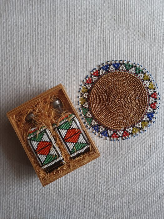 Galheteiros africanos + base