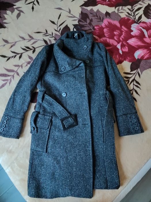 Пальто тепле zara