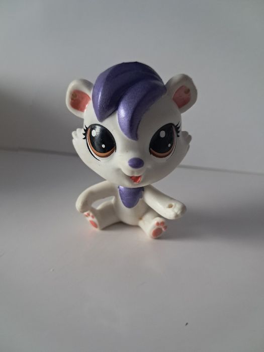 Littlest pet shop lps