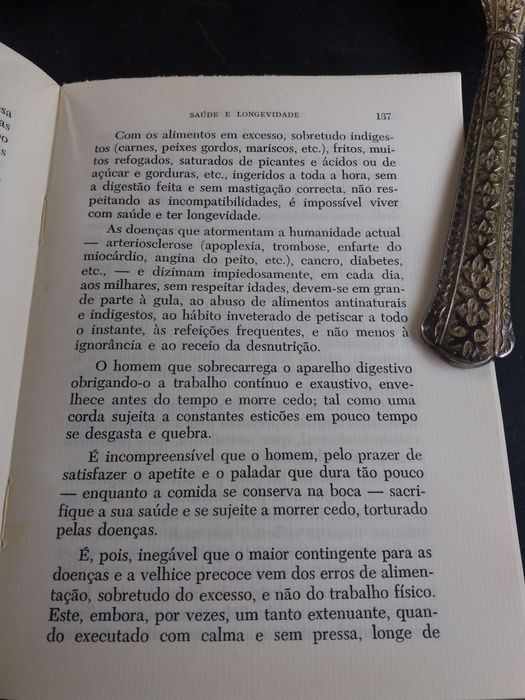 Saude e longevidade/António  José Athaide; de 1970