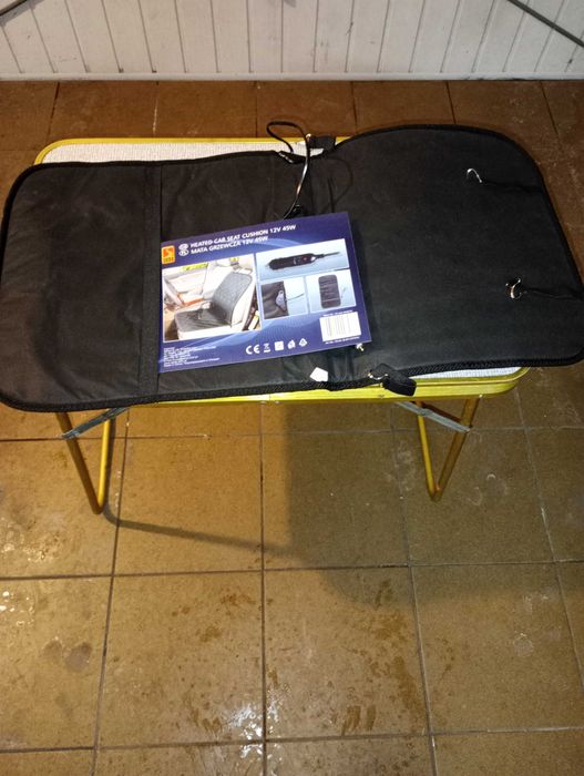 Mata grzewcza do samochodu osobowego , dostawczego i ciężarowego ,