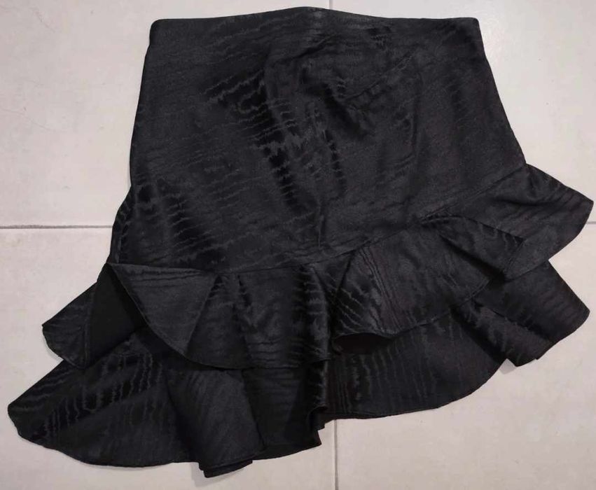 Saia Preta Zara Nova