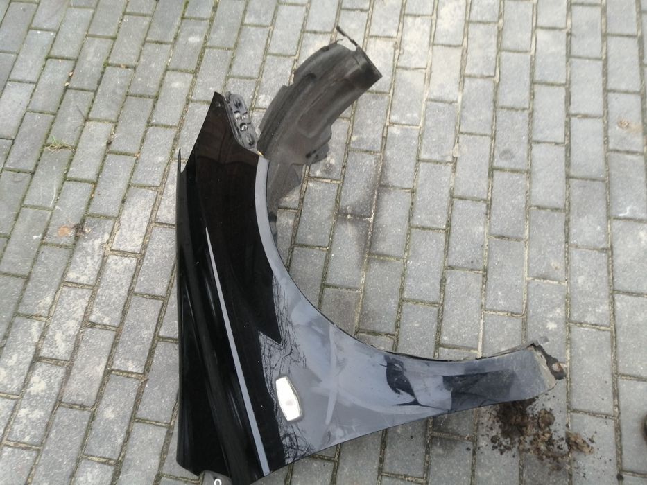 Hyundai Getz lift błotnik prawy kolor EB