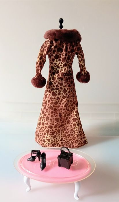 Barbie Fashion Avenue Evening Wear 1998.