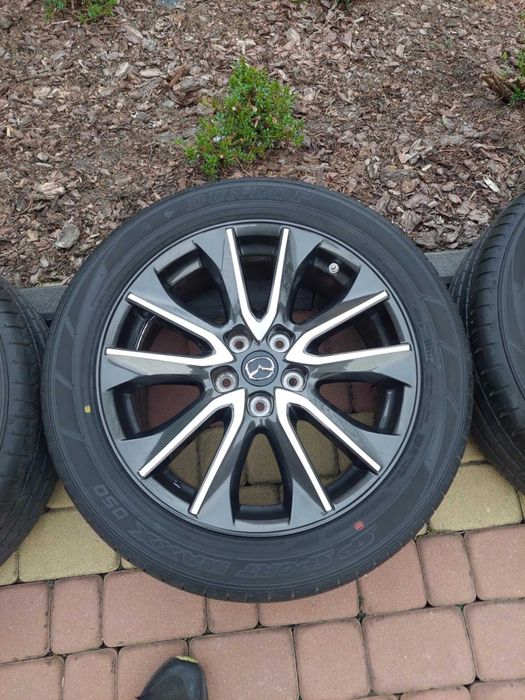 Felgi aluminiowe z NOWYMI letnimi oponami 225/50 r18