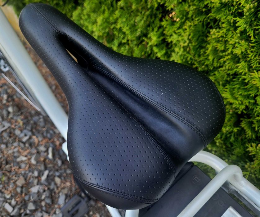 Rower elektryczny Zemo 8 napęd Bosch
2 499 zł