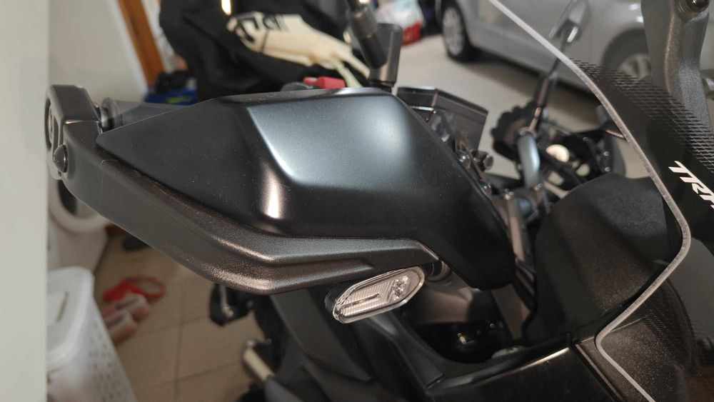 Aro de proteção de mãos para Tracer 7 2025