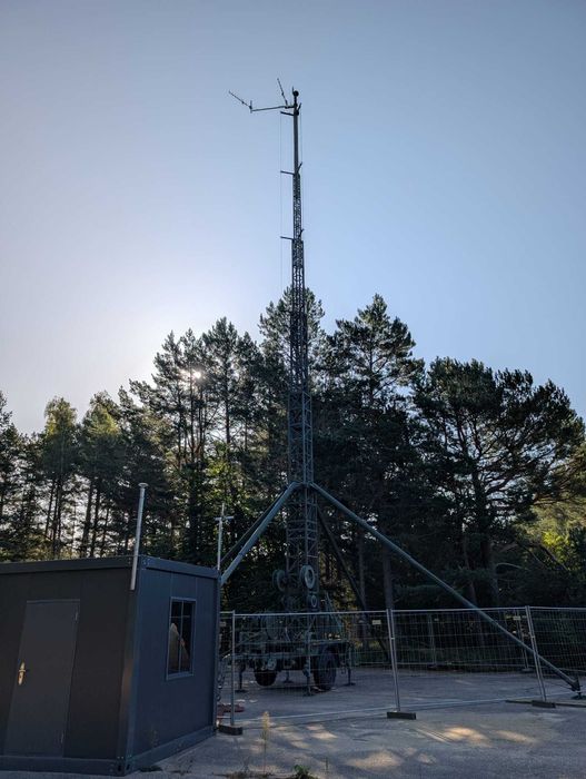 Maszt antenowy - GSM, Time lapse, systemy antydronowe, kamery CCTV