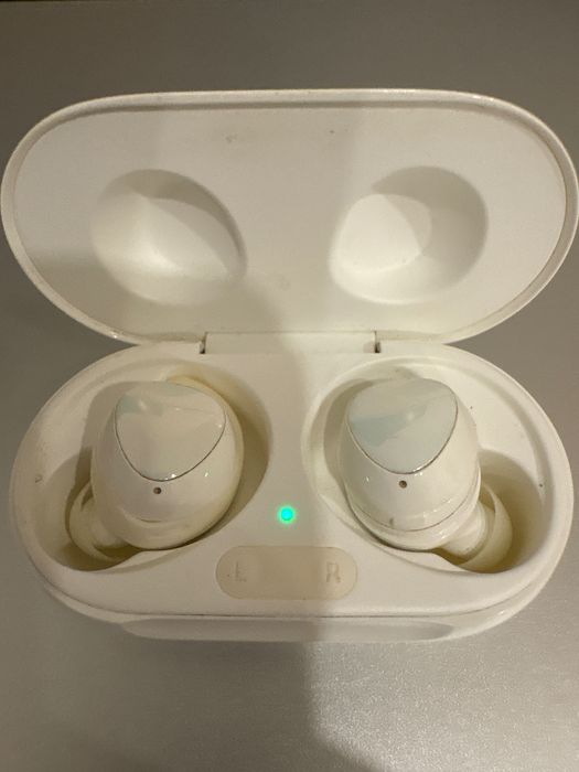 Auriculares Samsung galaxy buds plus