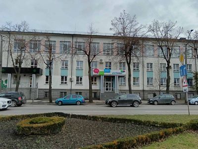 Здам в оренду приміщення кабінети, офіси,