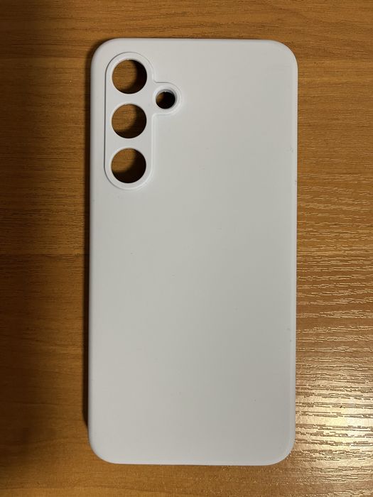 Продам новый чехол Самсунг S24FE.