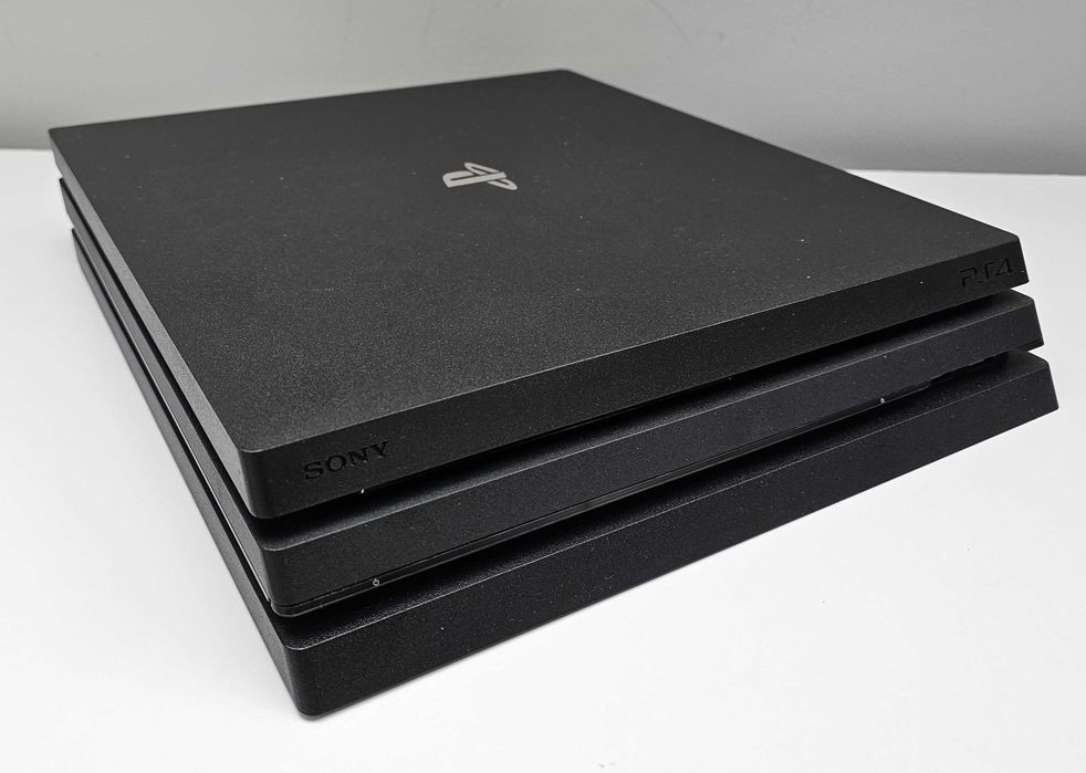 Konsola Sony PlayStation 4 PRO 1TB