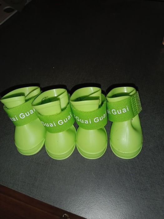 Обувь для животных