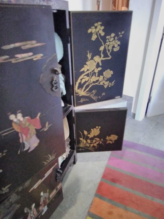 Chinese Lacquer linen cabinet